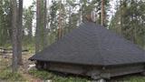 The Lähde lean-to is situated at the halfway point of the trail. The lean-to comprises a campfire site and a woodshed in the vicinity. Photo: AT