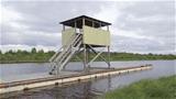 The floating bird-watching tower along the Koivusaari nature trail Photo: AT
